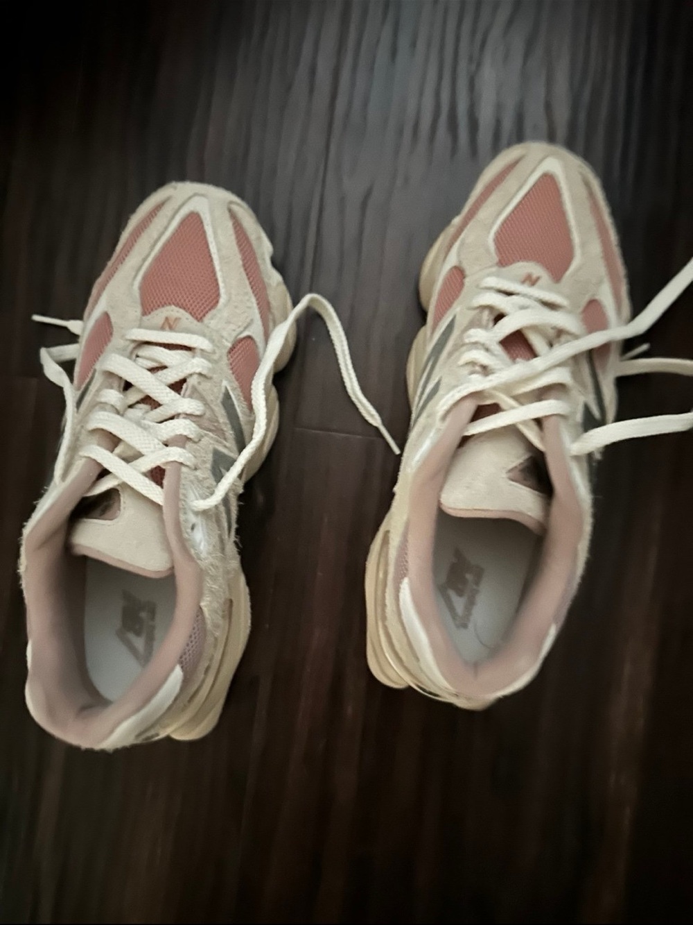New Balance 9060 Unisex Flat taupe light sparrow W size 9.5, M size 8 - Picture 2 of 3